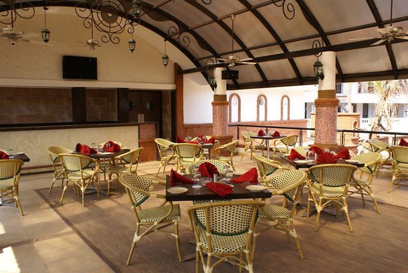 Doubletree By Hilton Hotel Goa - Arpora - Baga Kültér fotó